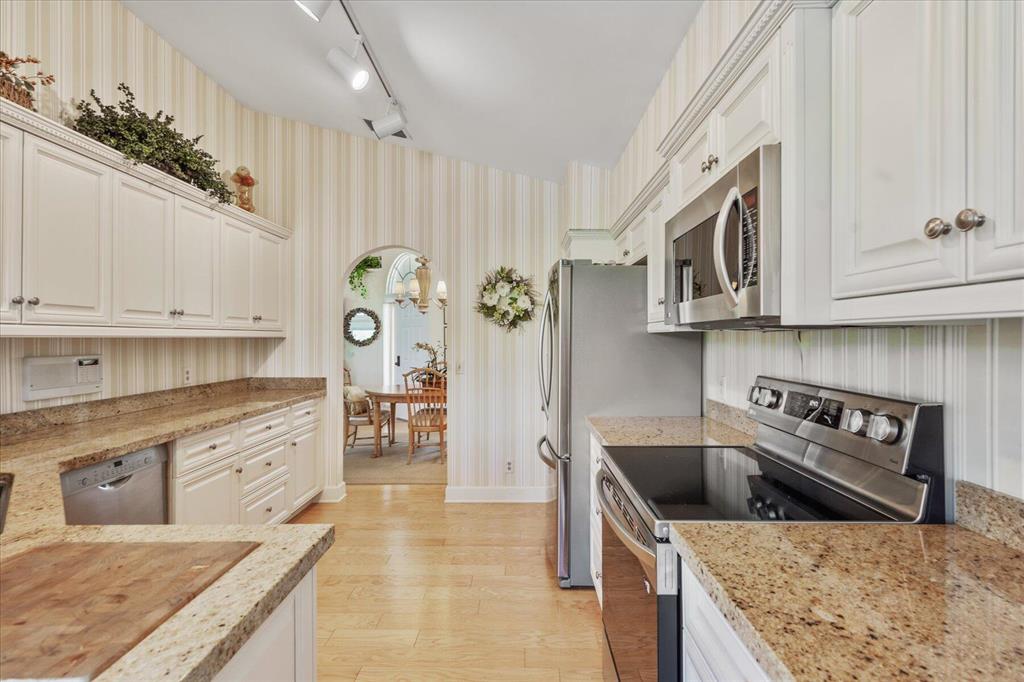 SHEARWATER AT JONATHANS LANDING - Residential