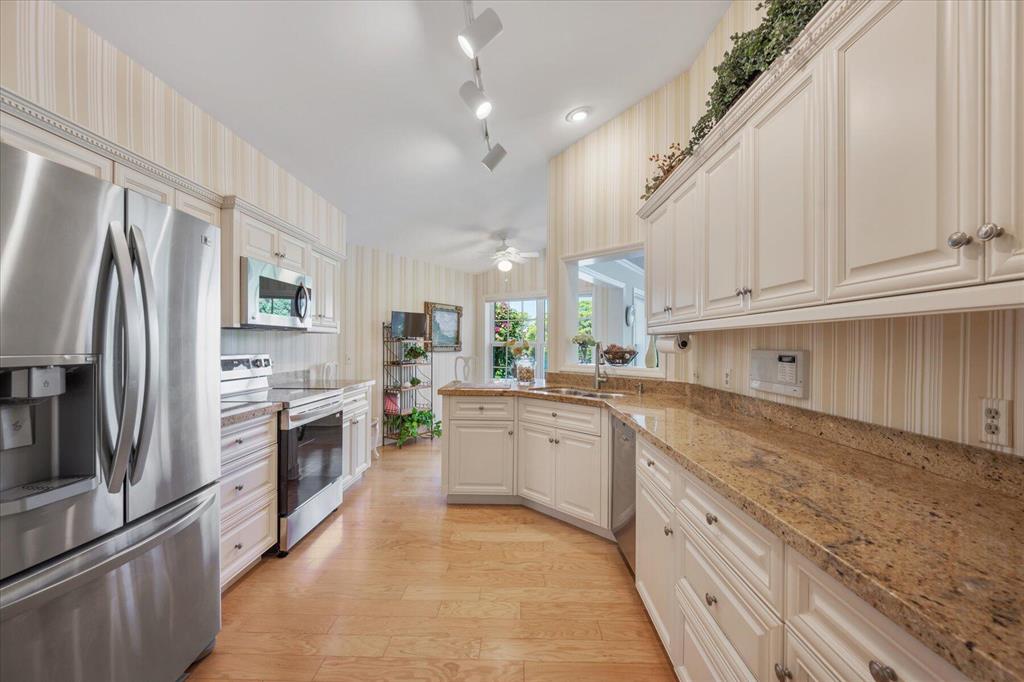 SHEARWATER AT JONATHANS LANDING - Residential