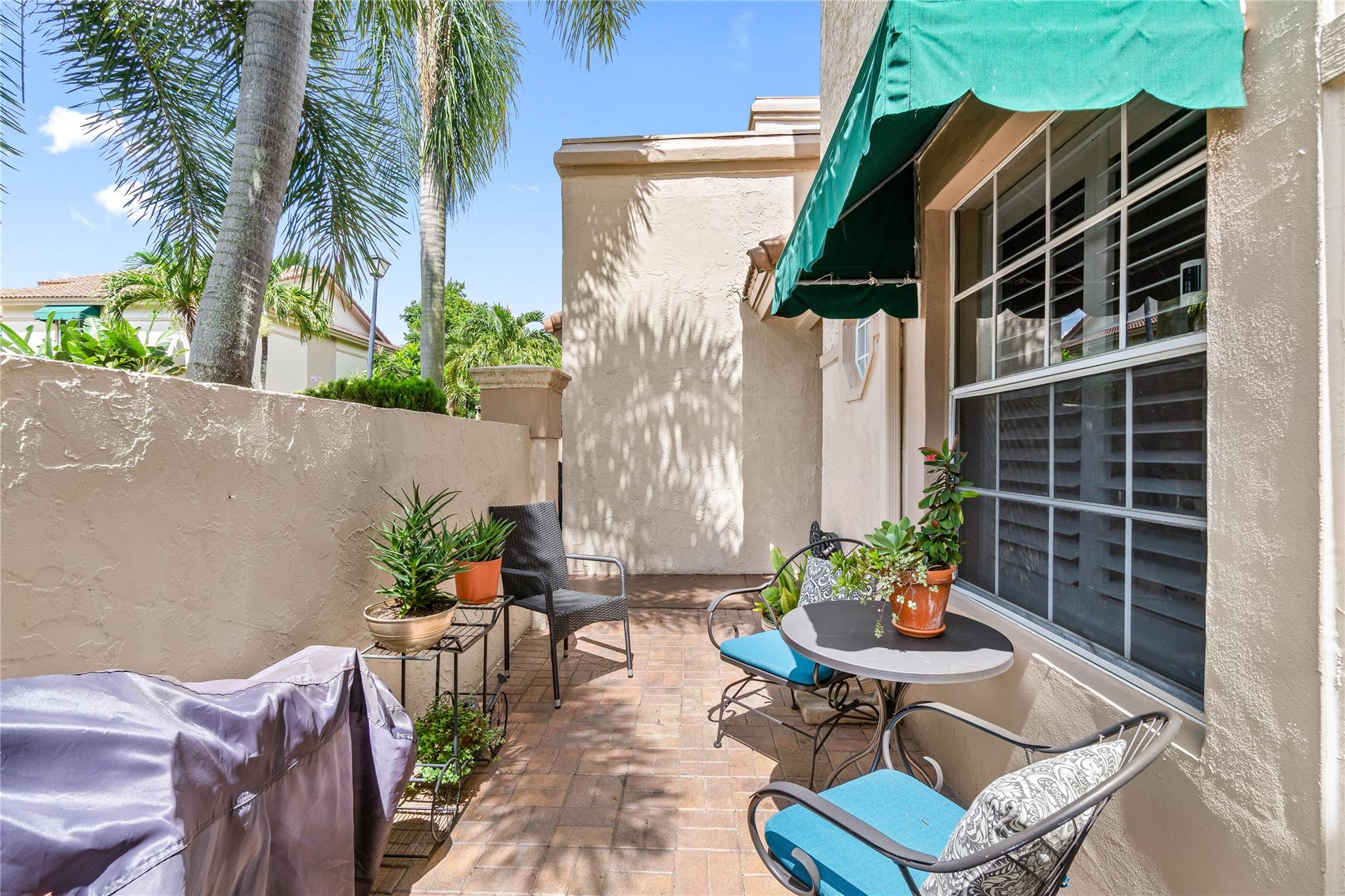 6581 Via Regina 6581, Boca Raton, FL, 33433/$375,000 3 6581 Via Regina 6581
