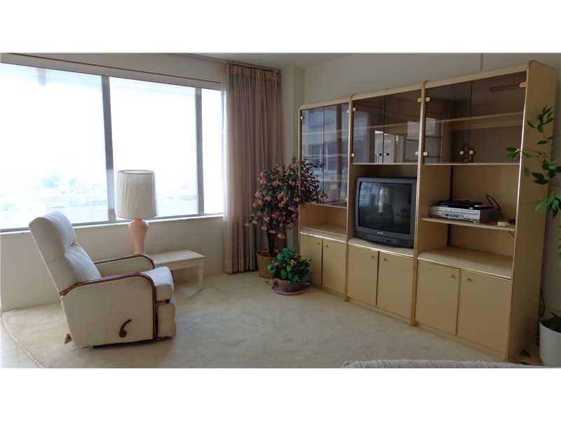 CORAL RIDGE TOWERS NORTH - Residential