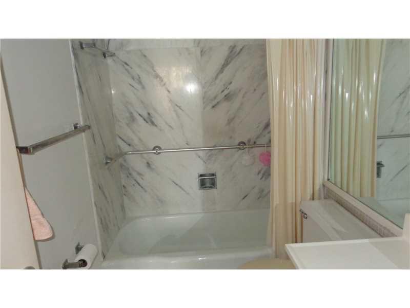 CORAL RIDGE TOWERS NORTH - Residential