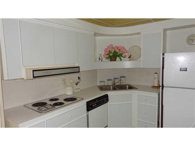 CORAL RIDGE TOWERS NORTH - Residential