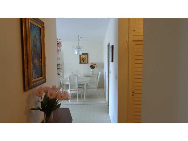 CORAL RIDGE TOWERS NORTH - Residential