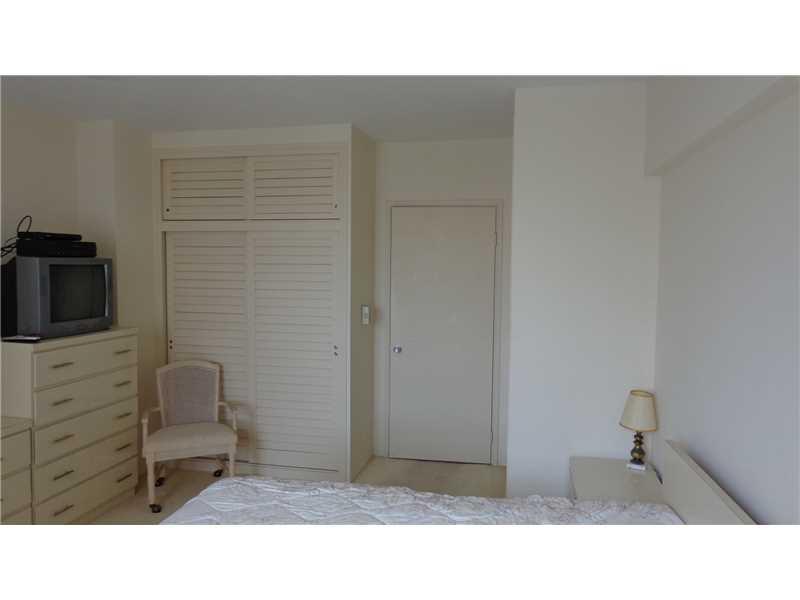 CORAL RIDGE TOWERS NORTH - Residential