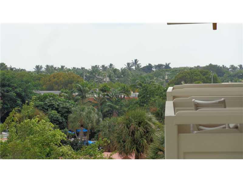 CORAL RIDGE TOWERS NORTH - Residential