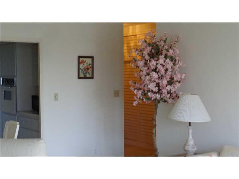 CORAL RIDGE TOWERS NORTH - Residential