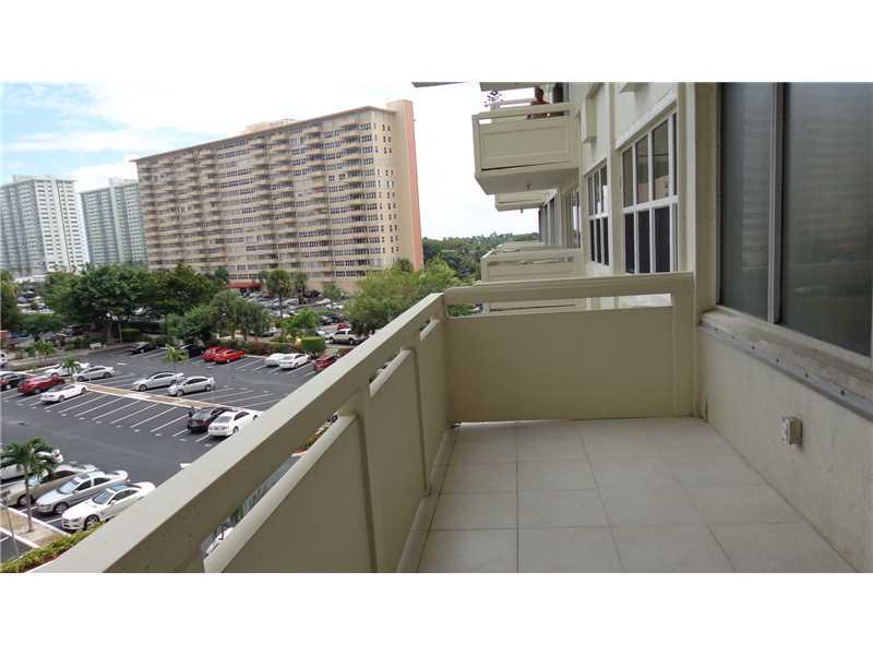 CORAL RIDGE TOWERS NORTH - Residential