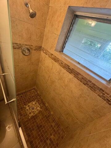 ROLLING GREEN RIDGE SEACR - Residential Lease