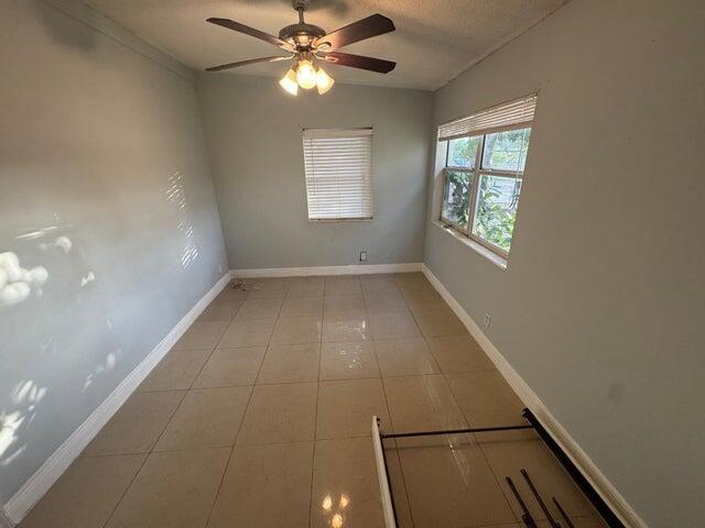 ROLLING GREEN RIDGE SEACR - Residential Lease