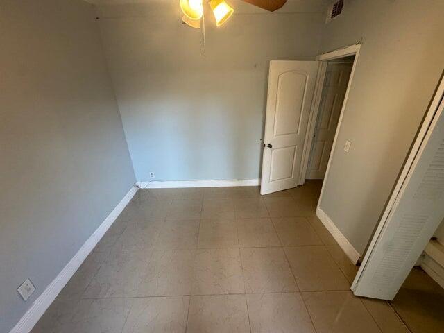 ROLLING GREEN RIDGE SEACR - Residential Lease
