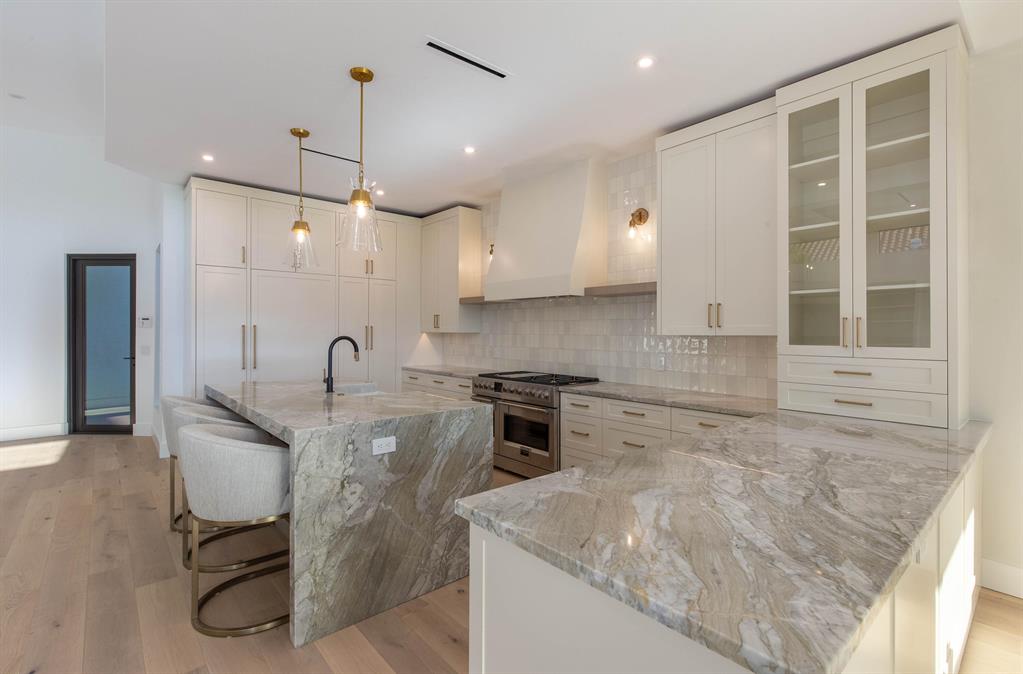 CHUKKER COVE P B POLO & C - Residential