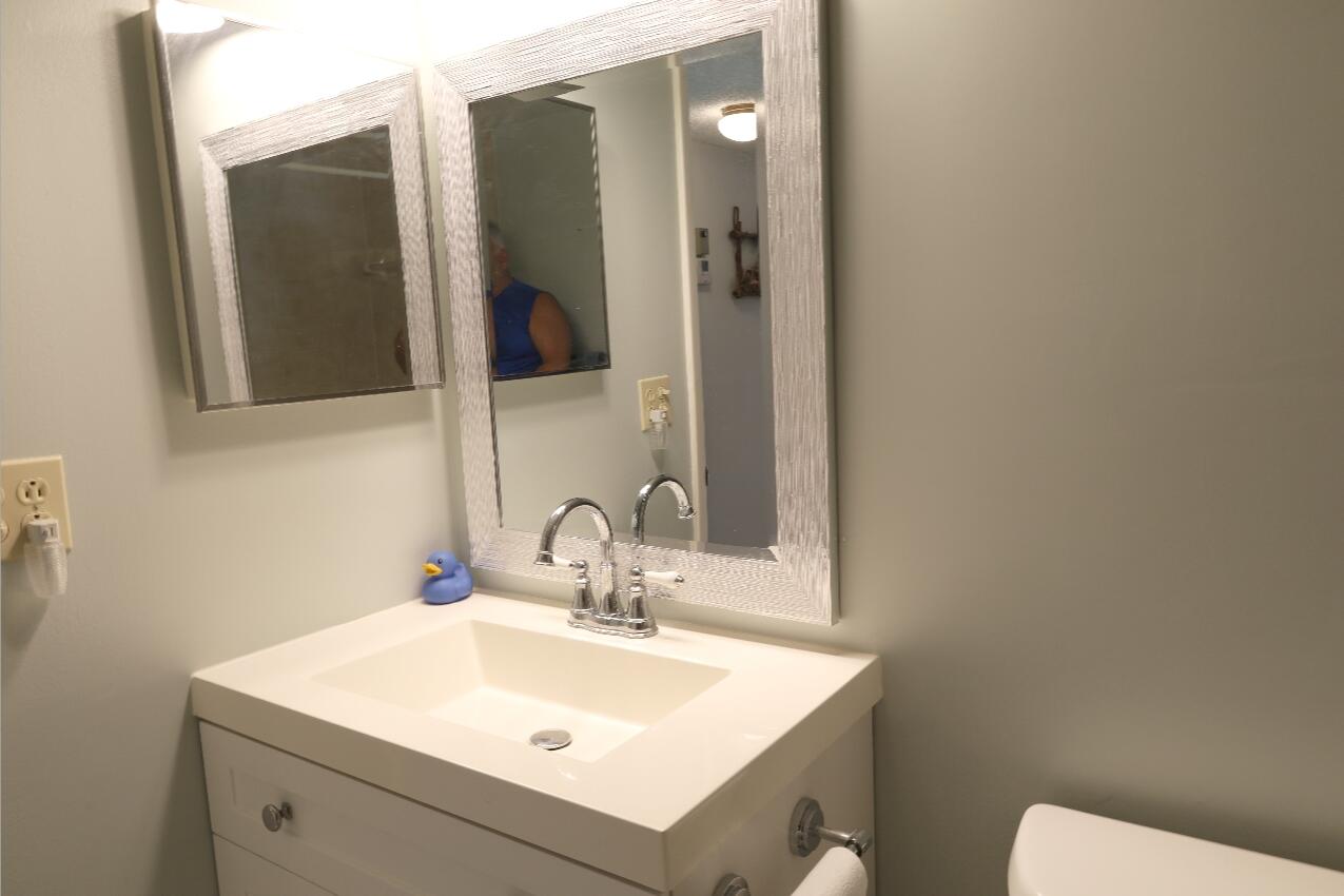 PINE RIDGE NORTH VILLAGE IV CONDO - Residential