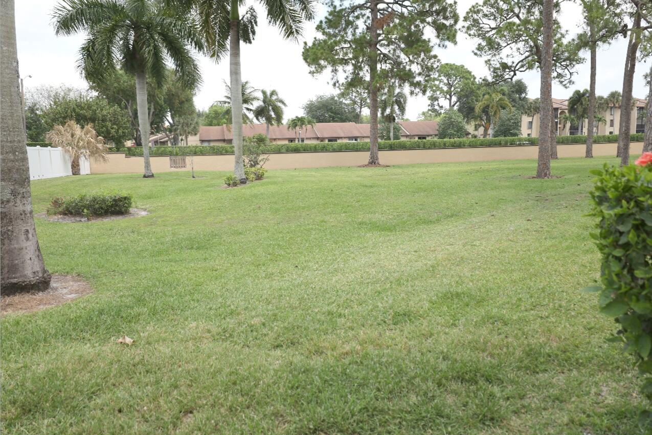 PINE RIDGE NORTH VILLAGE IV CONDO - Residential