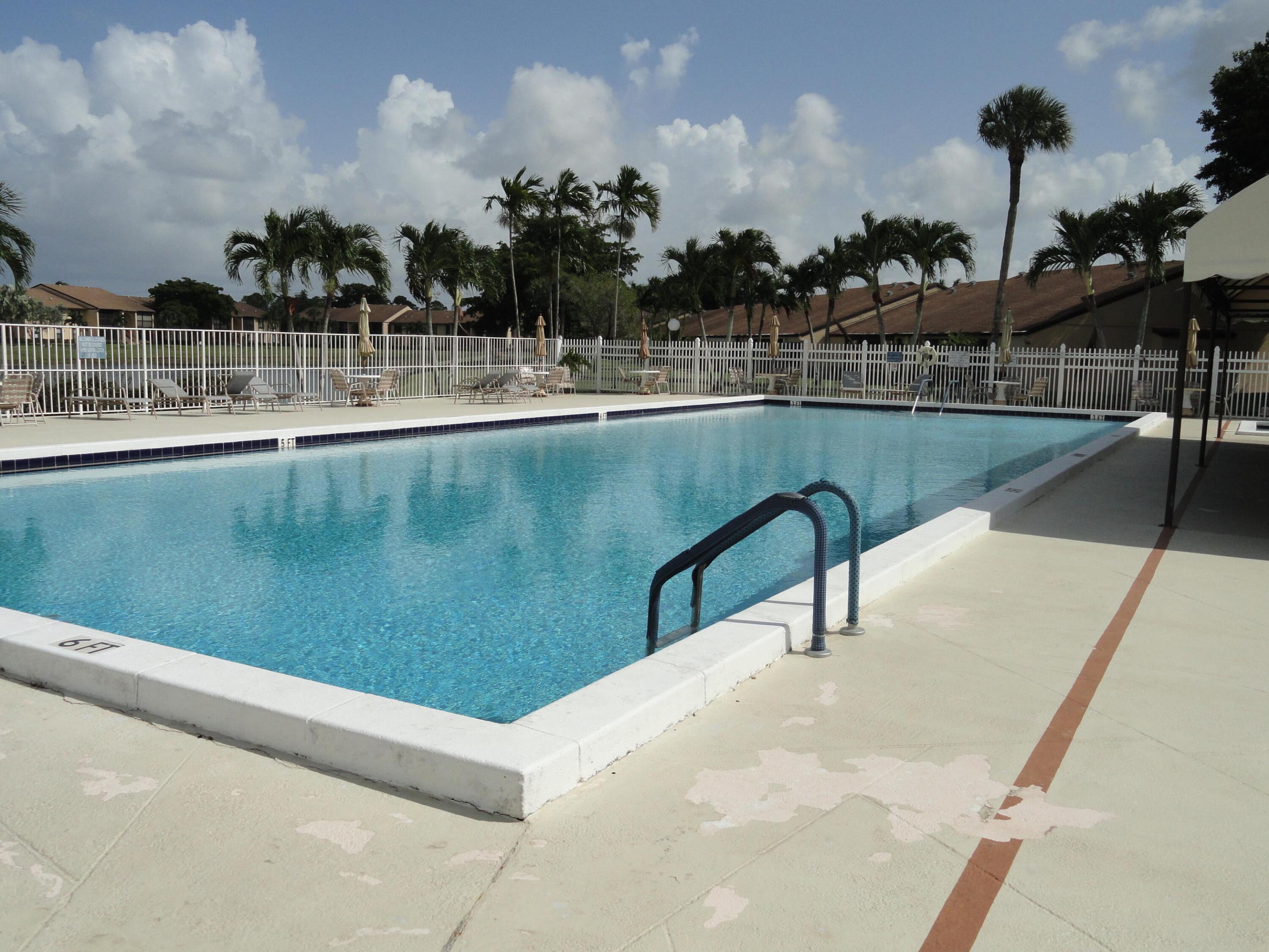 PINE RIDGE NORTH VILLAGE IV CONDO - Residential