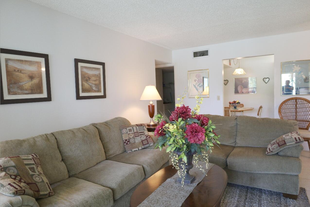 PINE RIDGE NORTH VILLAGE IV CONDO - Residential