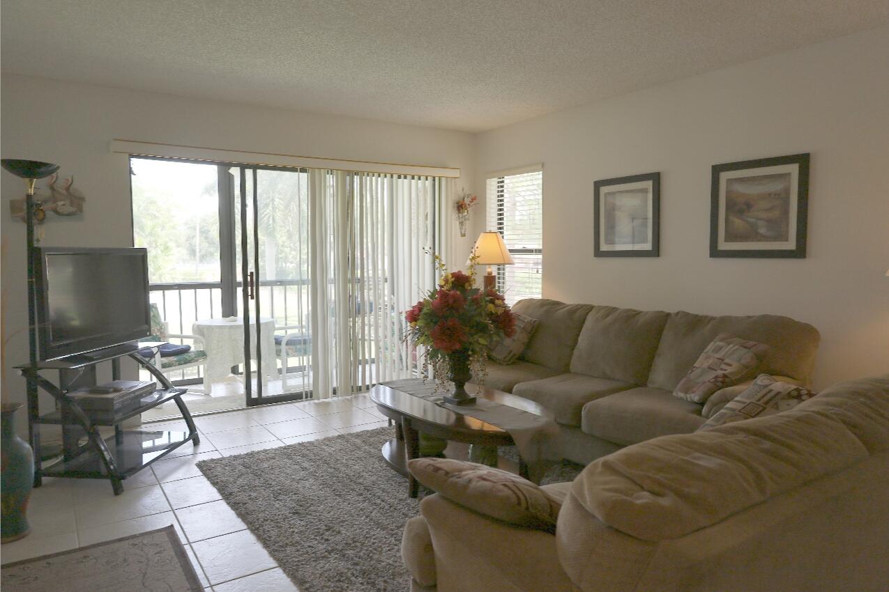 PINE RIDGE NORTH VILLAGE IV CONDO - Residential
