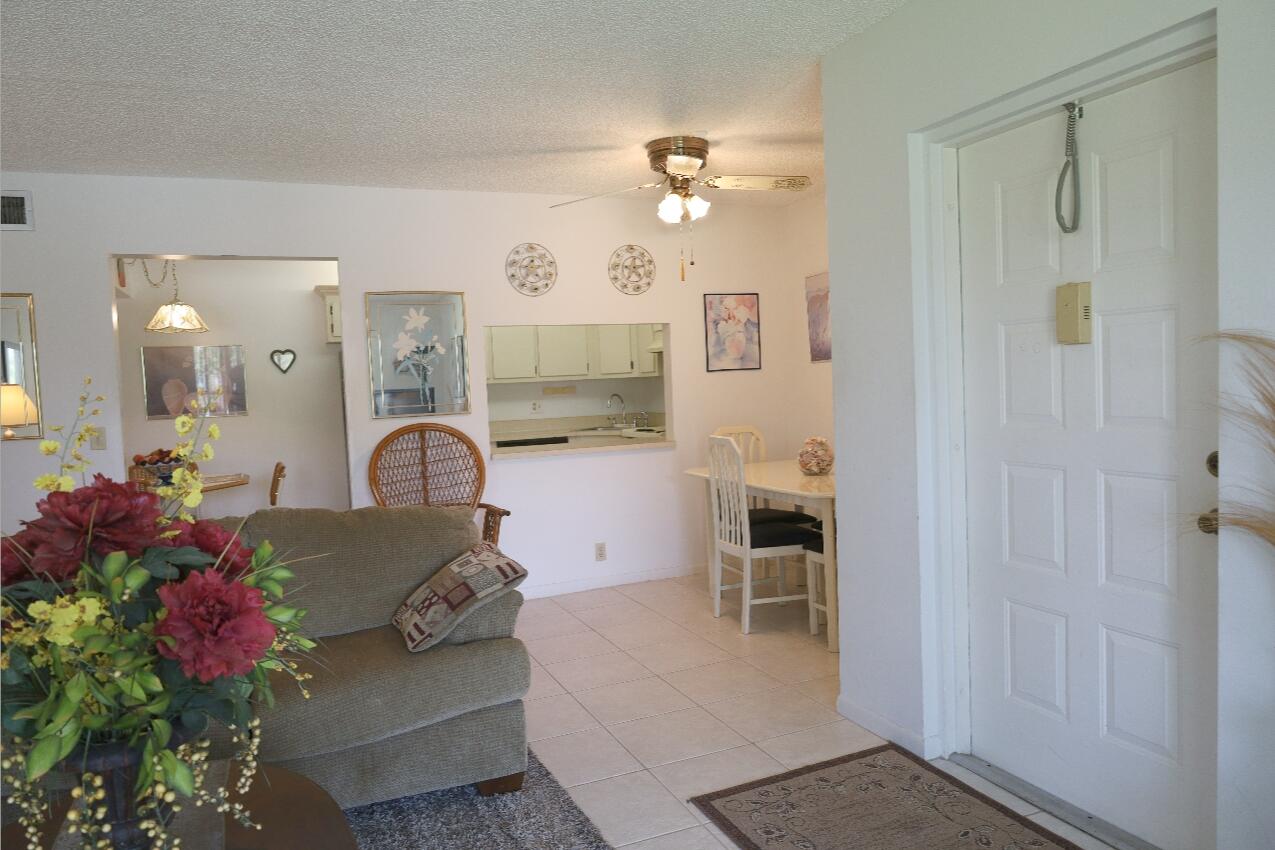 PINE RIDGE NORTH VILLAGE IV CONDO - Residential