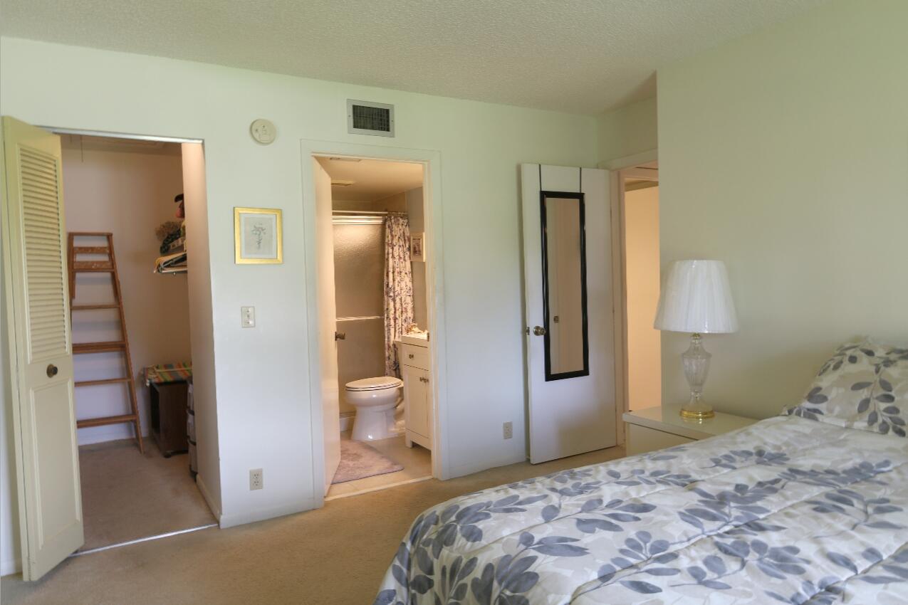 PINE RIDGE NORTH VILLAGE IV CONDO - Residential