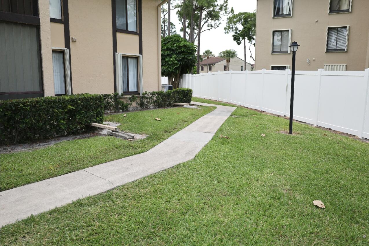 PINE RIDGE NORTH VILLAGE IV CONDO - Residential