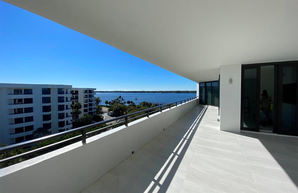 PALM BEACH HAMPTONCONDO D - Residential