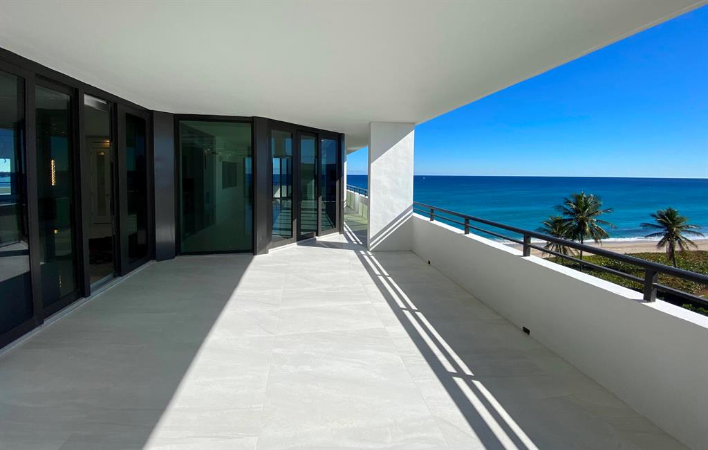 PALM BEACH HAMPTONCONDO D - Residential