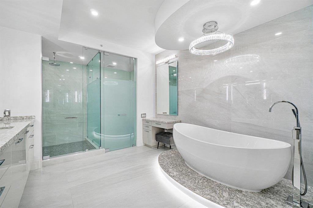 PALM BEACH HAMPTONCONDO D - Residential