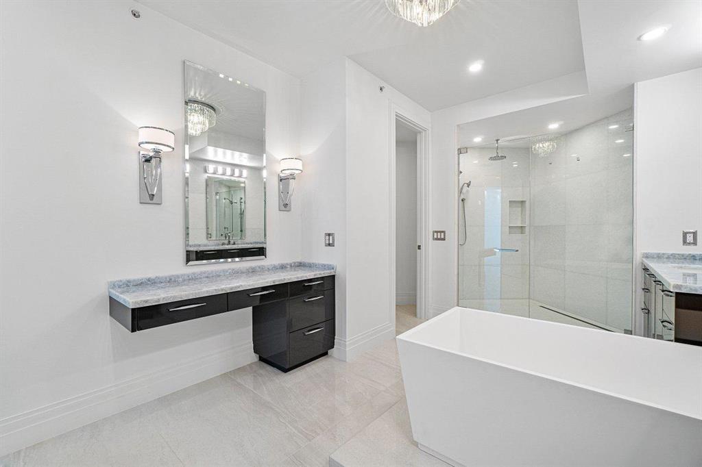 PALM BEACH HAMPTONCONDO D - Residential