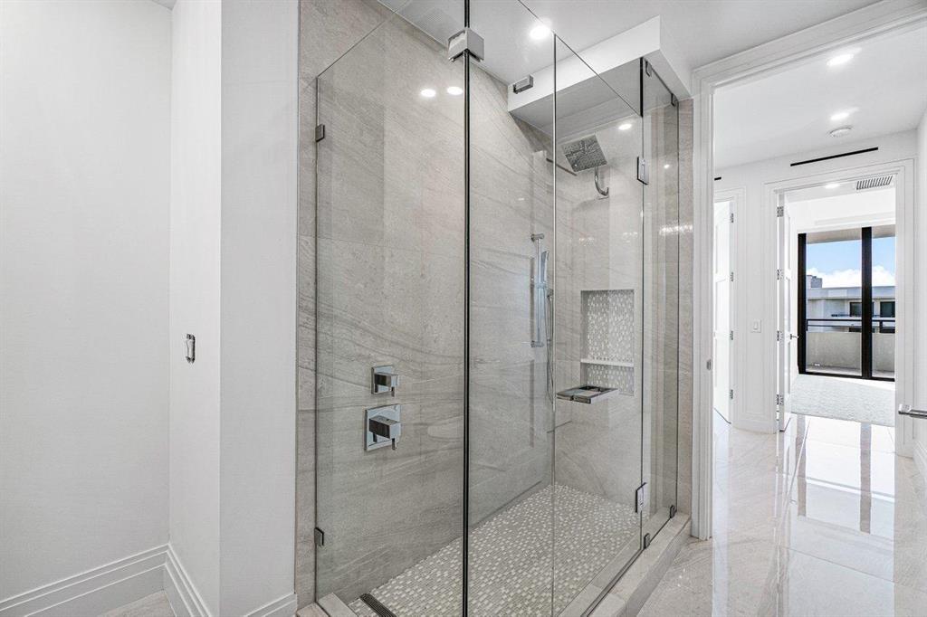 PALM BEACH HAMPTONCONDO D - Residential