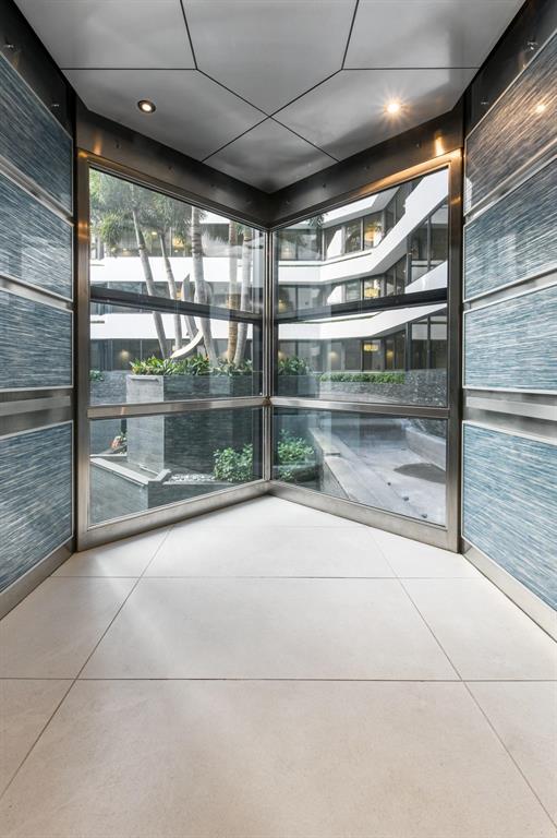 PALM BEACH HAMPTONCONDO D - Residential