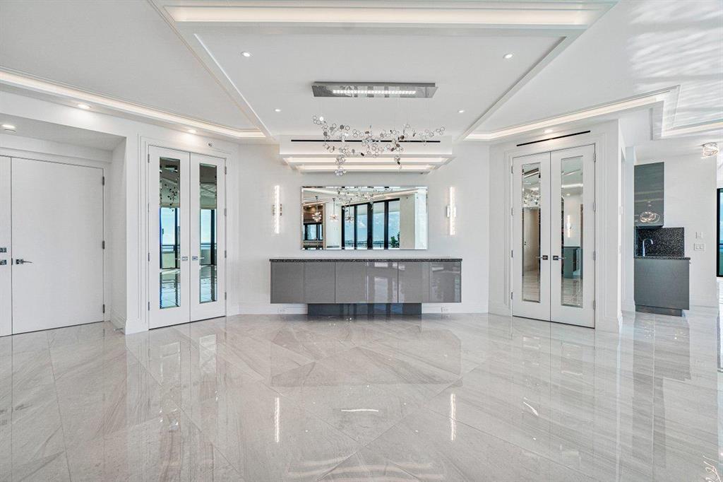 PALM BEACH HAMPTONCONDO D - Residential