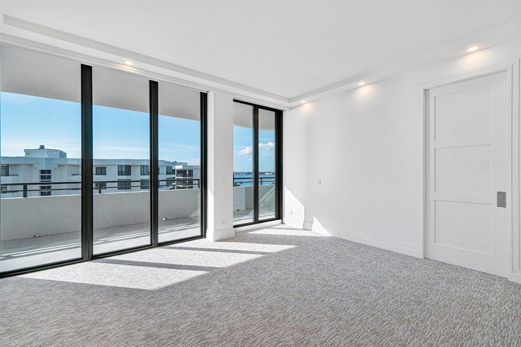 PALM BEACH HAMPTONCONDO D - Residential