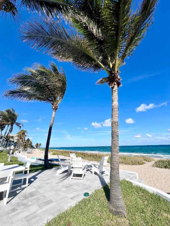 HILLSBORO MILE OCEAN APTS SEC 3 - Residential