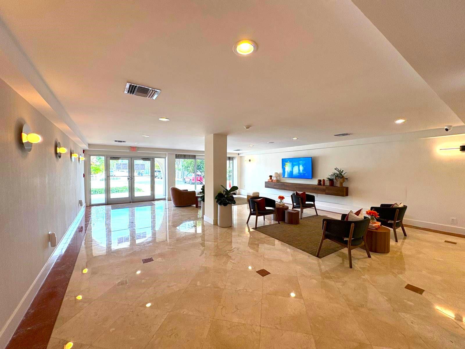 1455 N Treasure Dr 3B