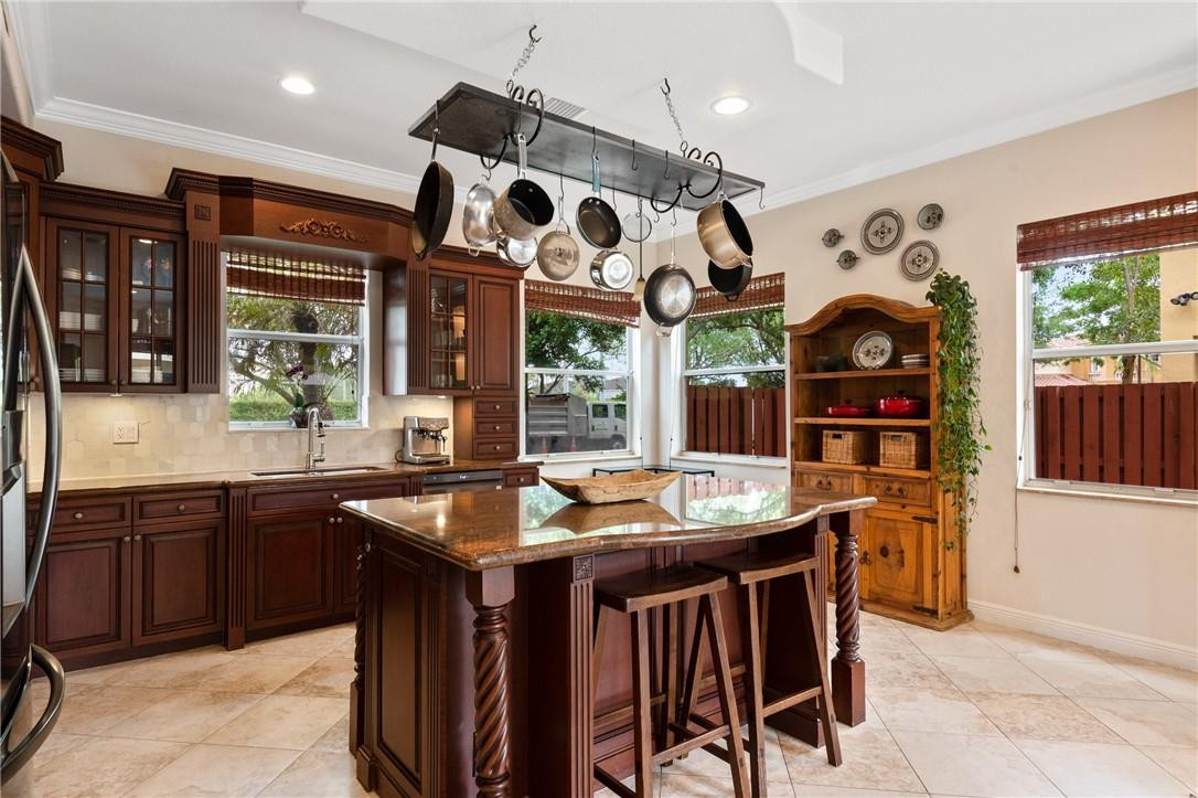 Bellagio At Vizcaya 171-6 - Residential