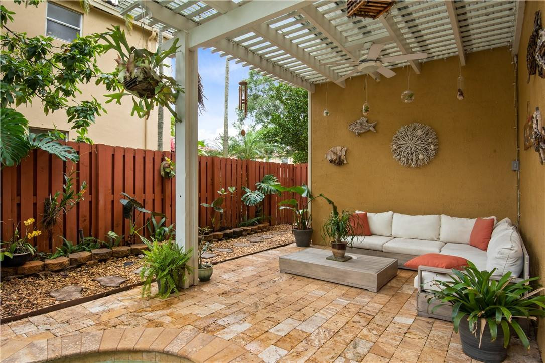 Bellagio At Vizcaya 171-6 - Residential