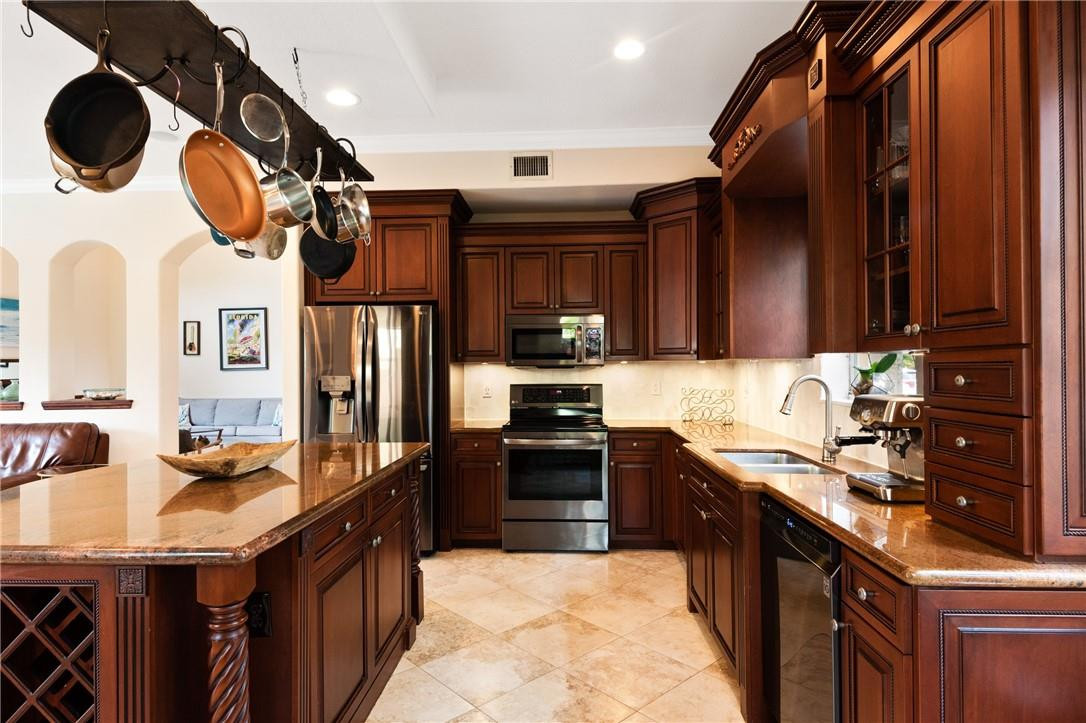 Bellagio At Vizcaya 171-6 - Residential