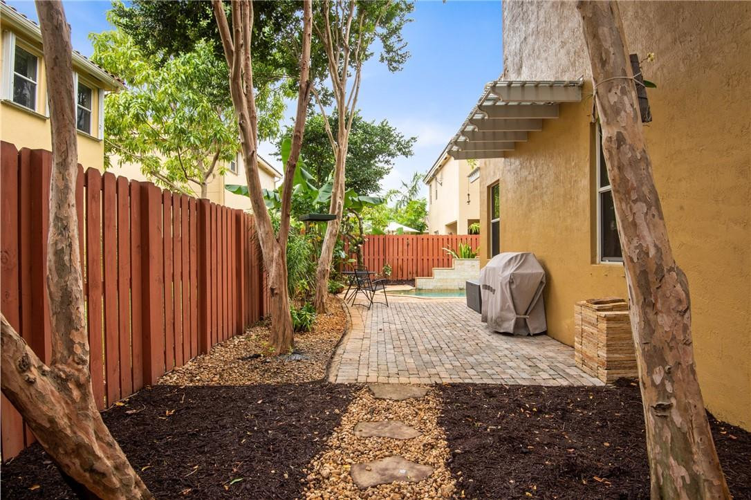 Bellagio At Vizcaya 171-6 - Residential