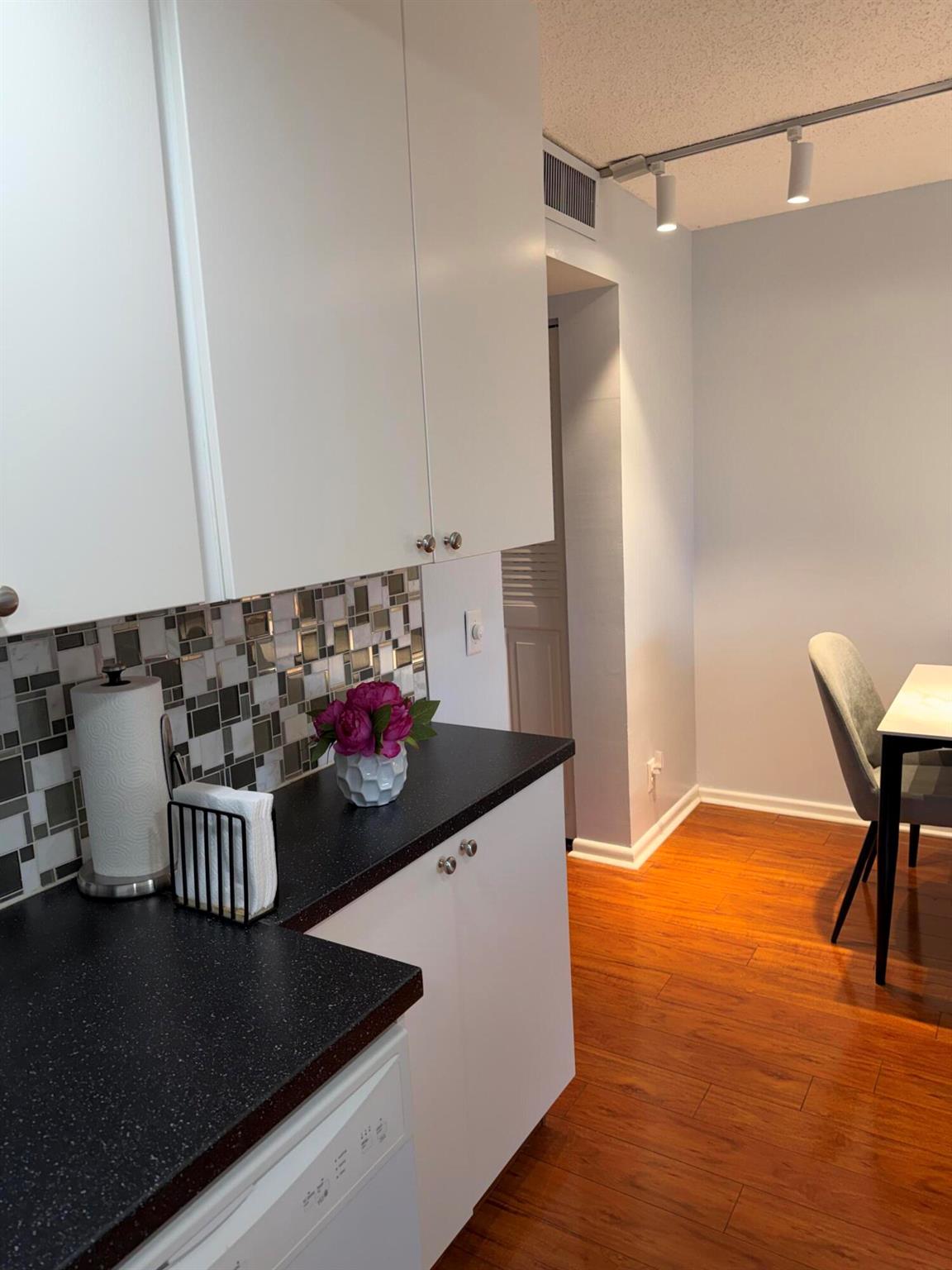 AINSLIE AT CENTURY VILLAG - Residential Lease