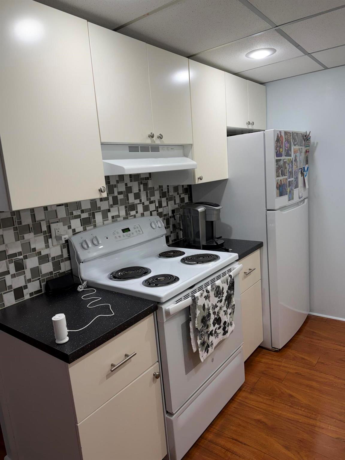 AINSLIE AT CENTURY VILLAG - Residential Lease