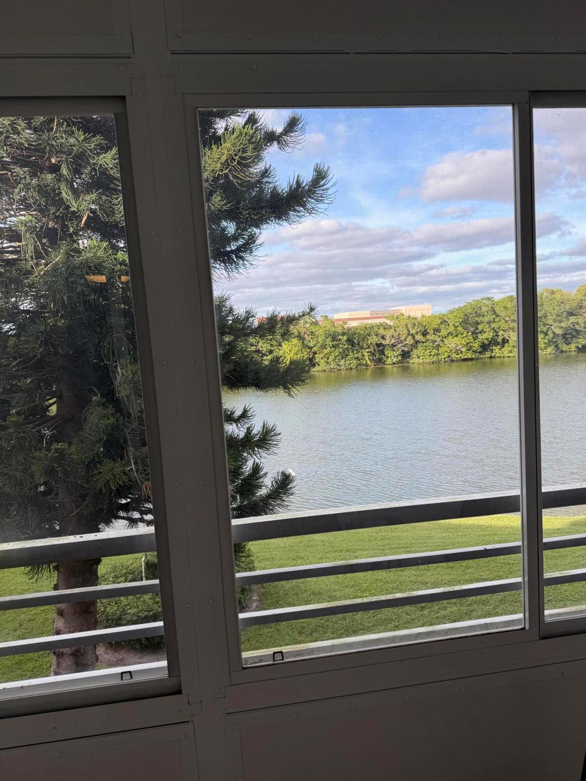 AINSLIE AT CENTURY VILLAG - Residential Lease