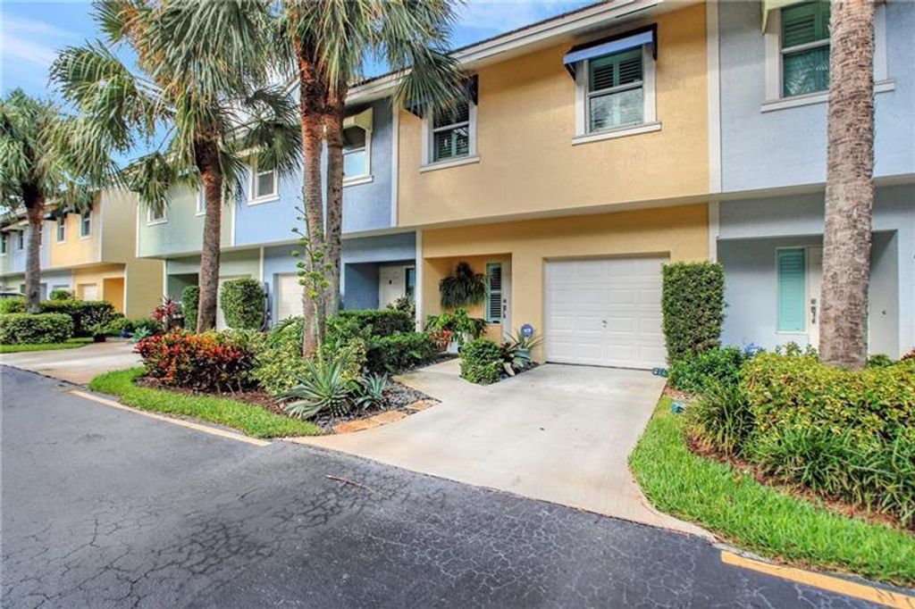 Photo of 1757 NE 4th Ave #C2, Fort Lauderdale, FL 33305 (MLS # F10395696)