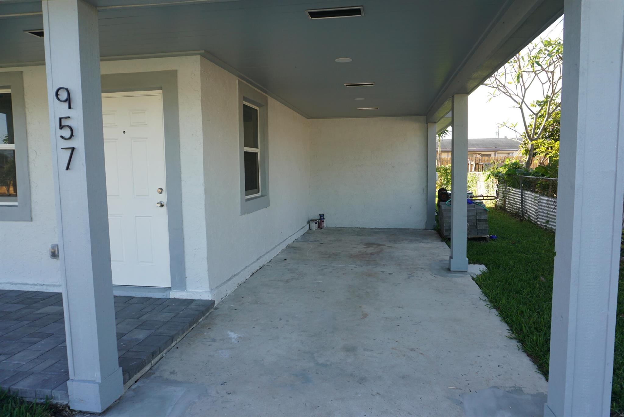 SILVER BEACH ACRES - Residential Lease