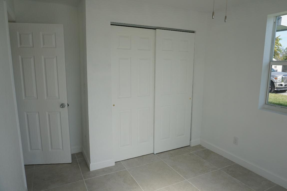 FABULOUS 100% REMODELED HOME... - Residential Lease