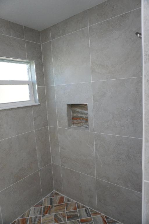 FABULOUS 100% REMODELED HOME... - Residential Lease