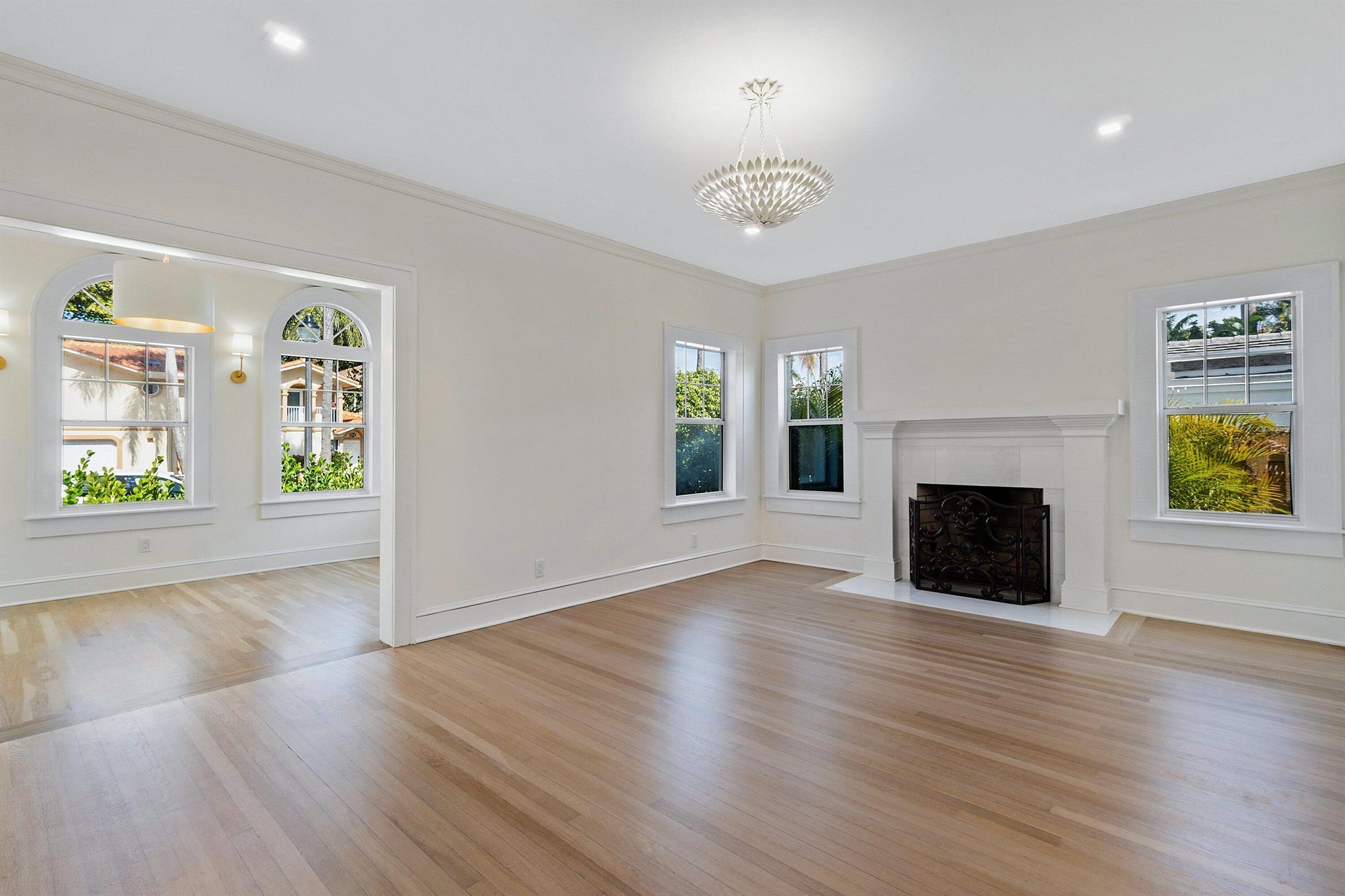 GRUBER CARLBERG - Residential Lease