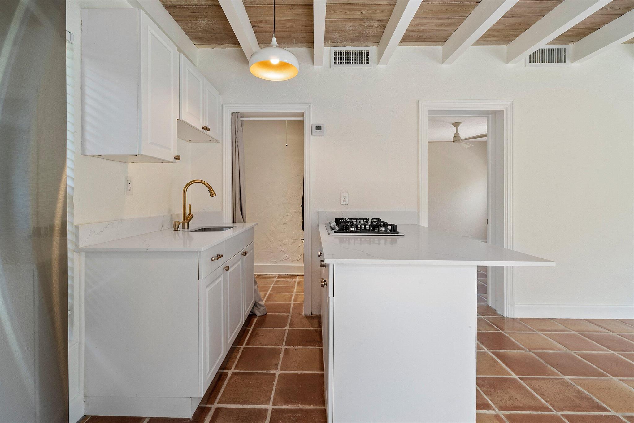 GRUBER CARLBERG - Residential Lease