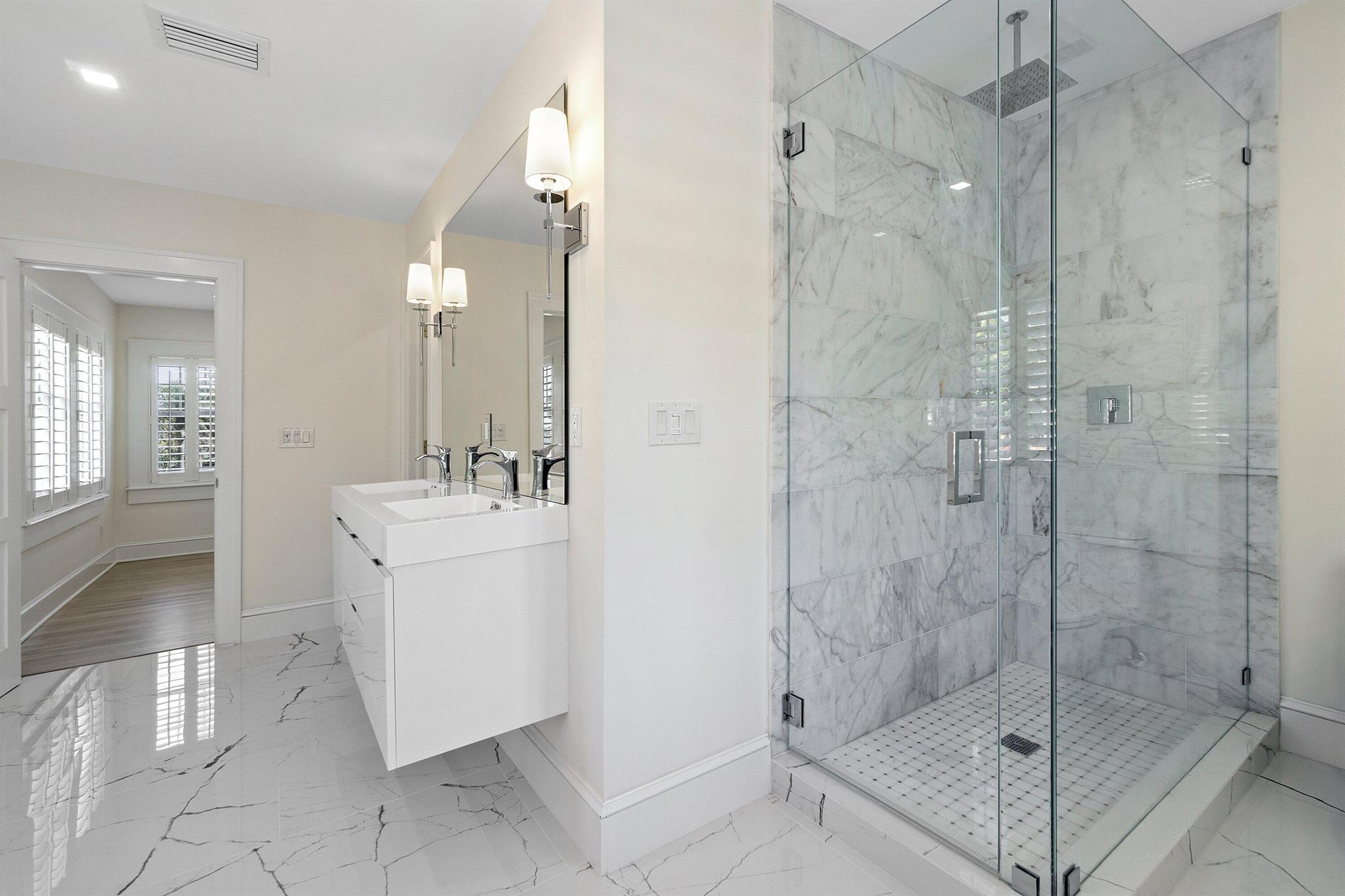 GRUBER CARLBERG - Residential Lease