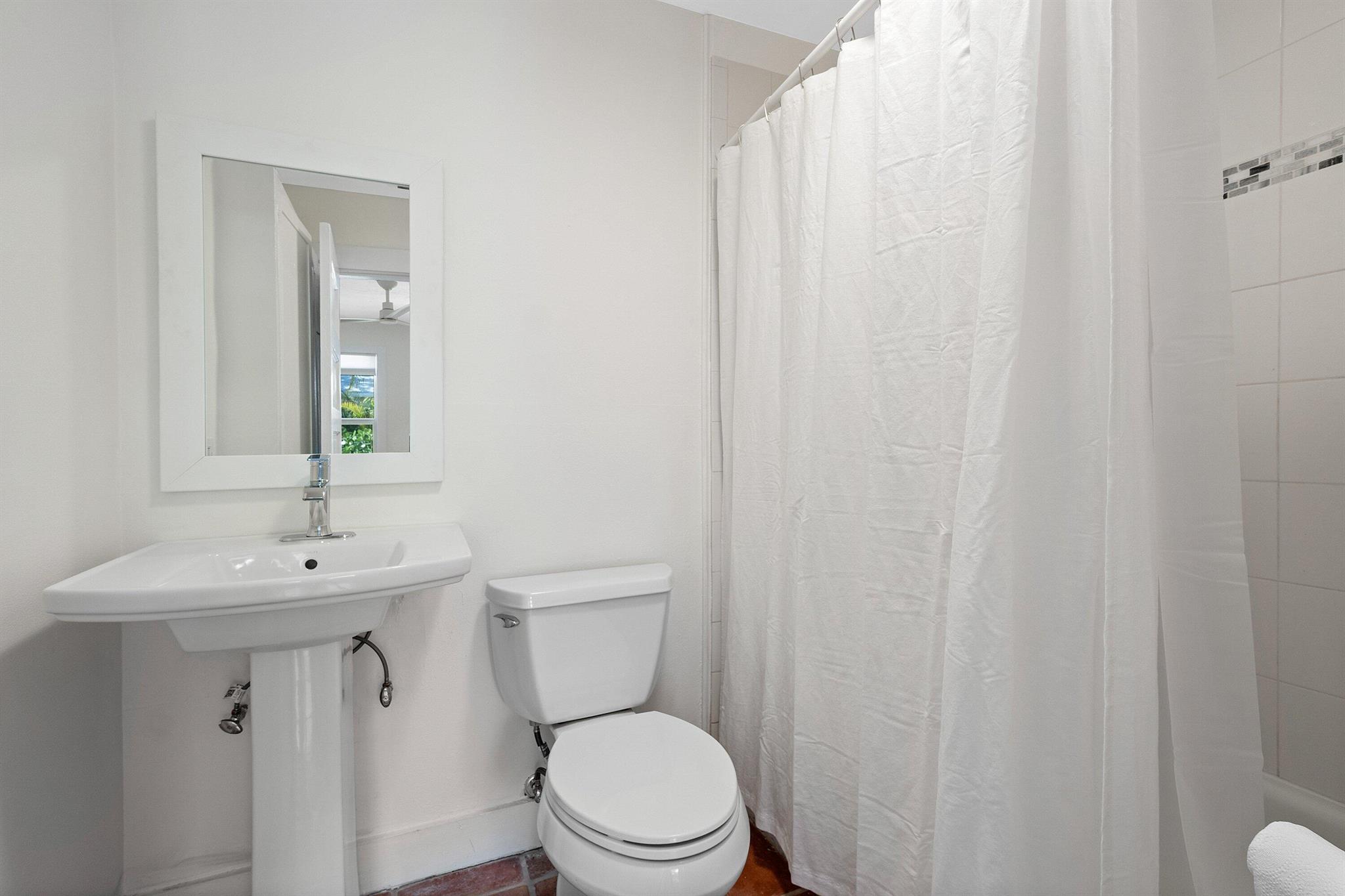 GRUBER CARLBERG - Residential Lease