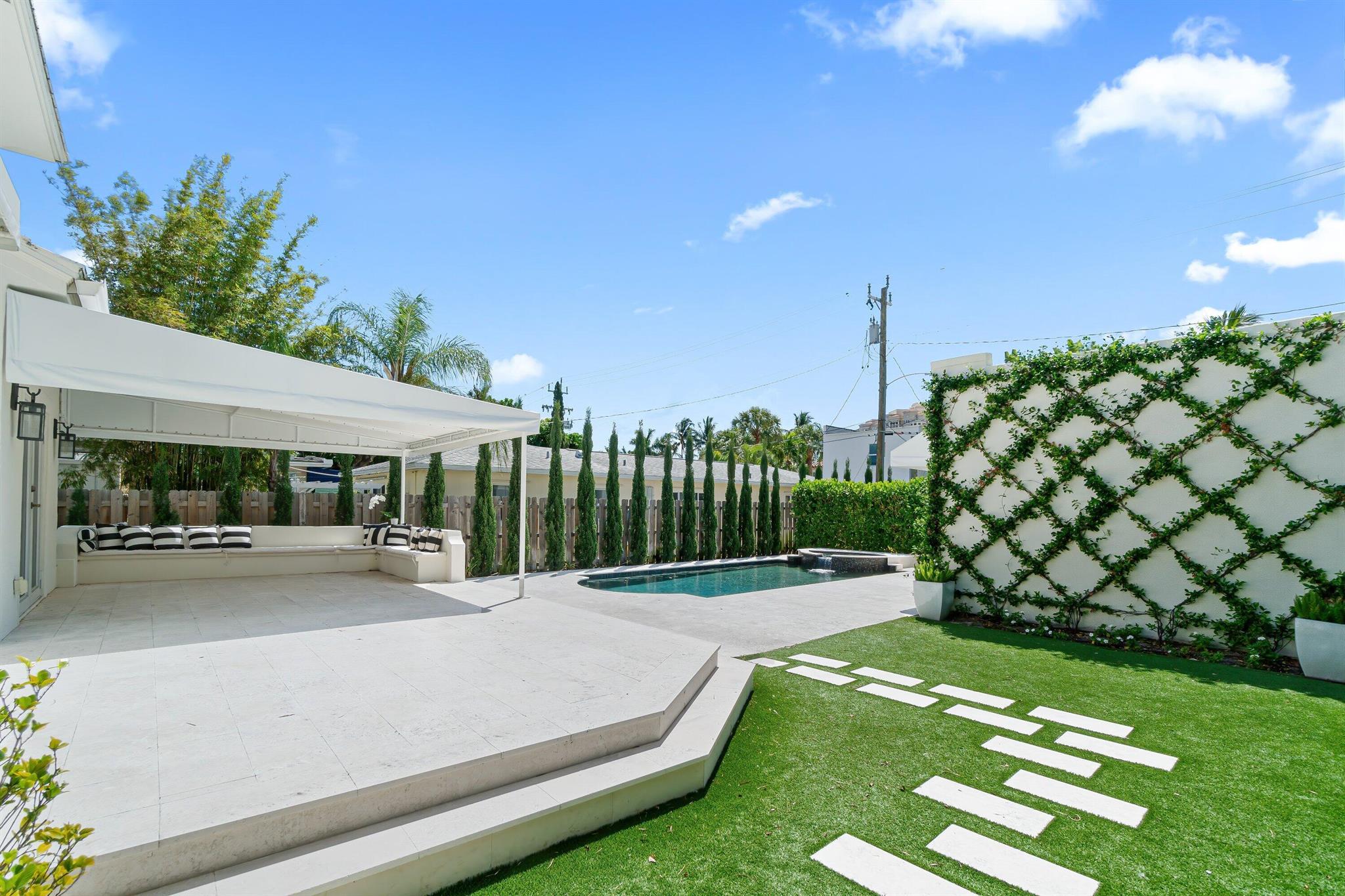 GRUBER CARLBERG - Residential Lease