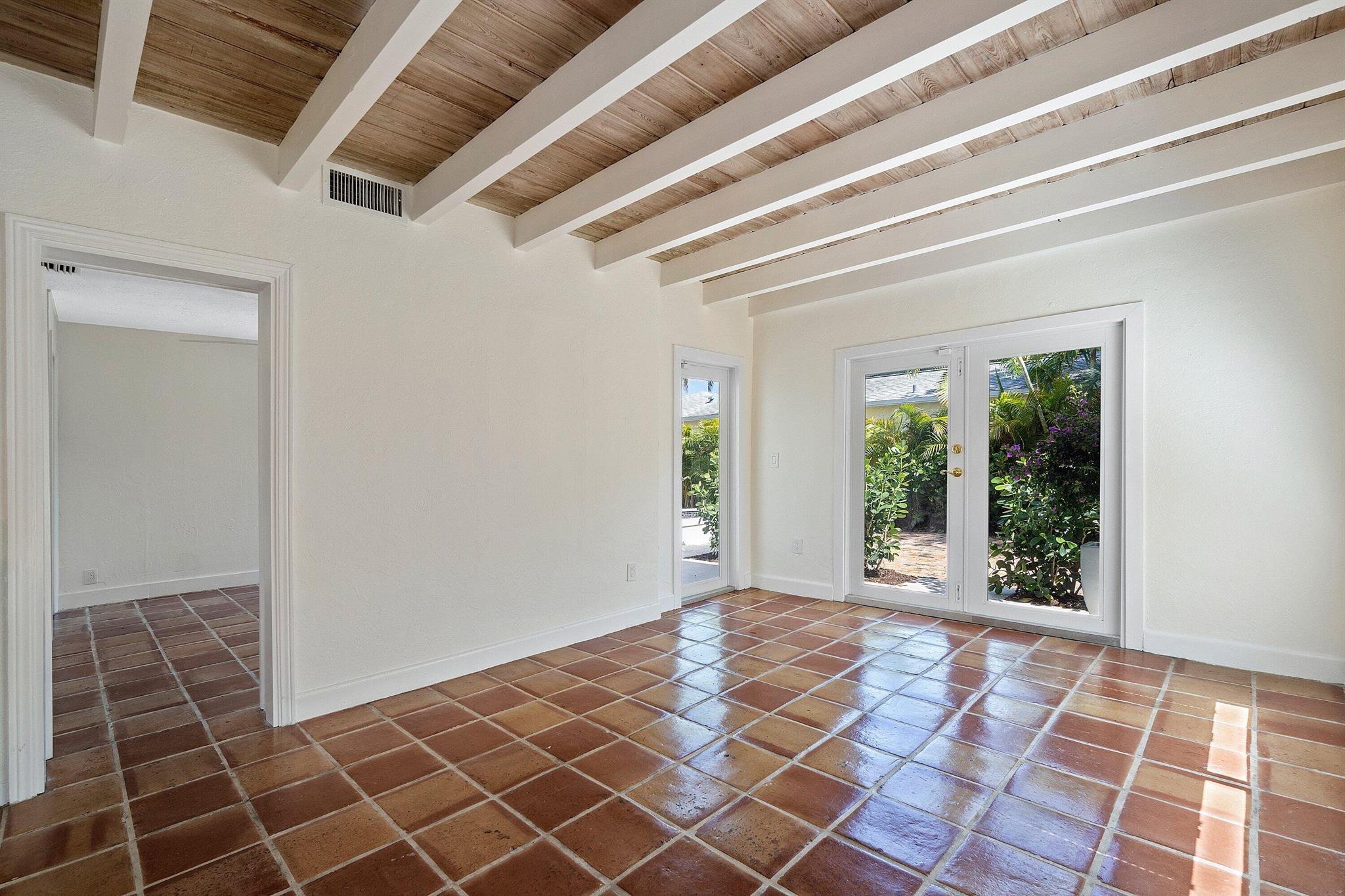 GRUBER CARLBERG - Residential Lease